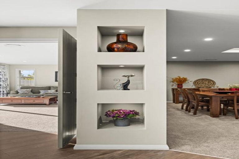 Photo of property in 12 Spur Road, Havelock North, 4130