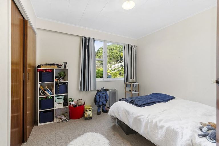 Photo of property in 56 Spinnaker Drive, Whitby, Porirua, 5024