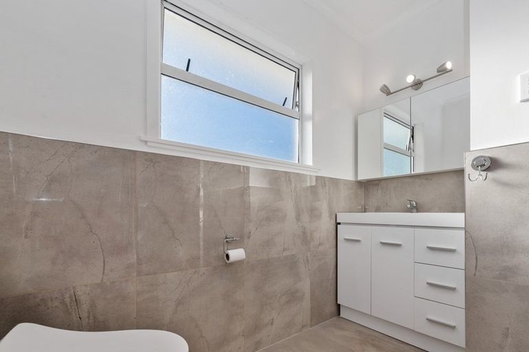 Photo of property in 9 John Road, Fairy Springs, Rotorua, 3015