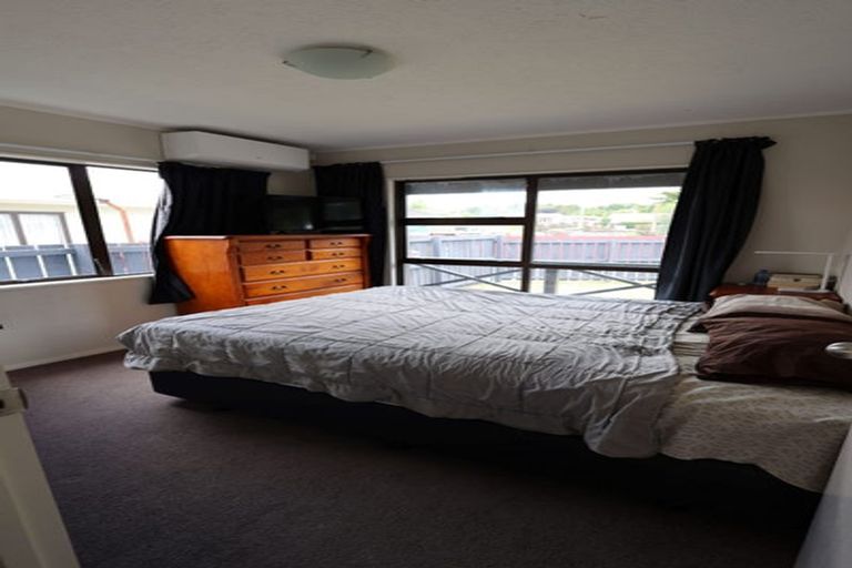 Photo of property in 4/7 Settlement Road, Papakura, 2110