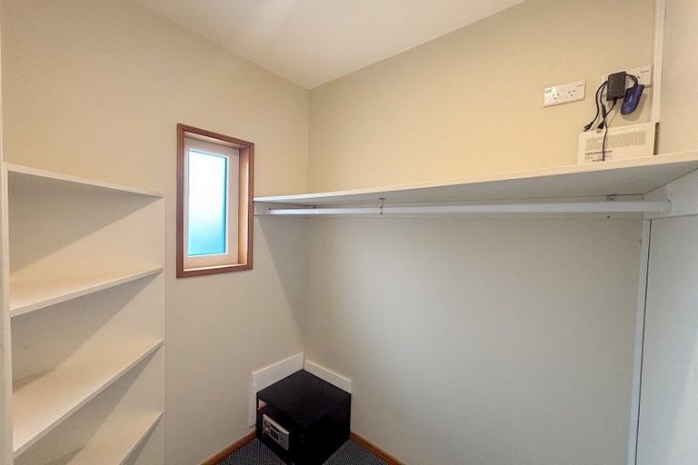 Photo of property in 2/4 Sulby Road, Cashmere, Christchurch, 8022