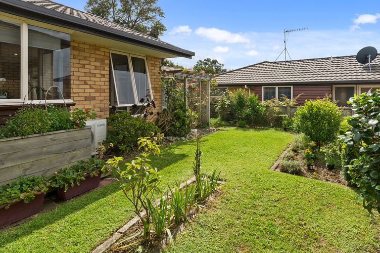 Photo of property in 10/17 Simmonds Grove, Greerton, Tauranga, 3112