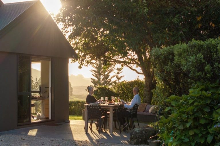 Photo of property in 2b Maungatawhiri Road, Raglan, 3295