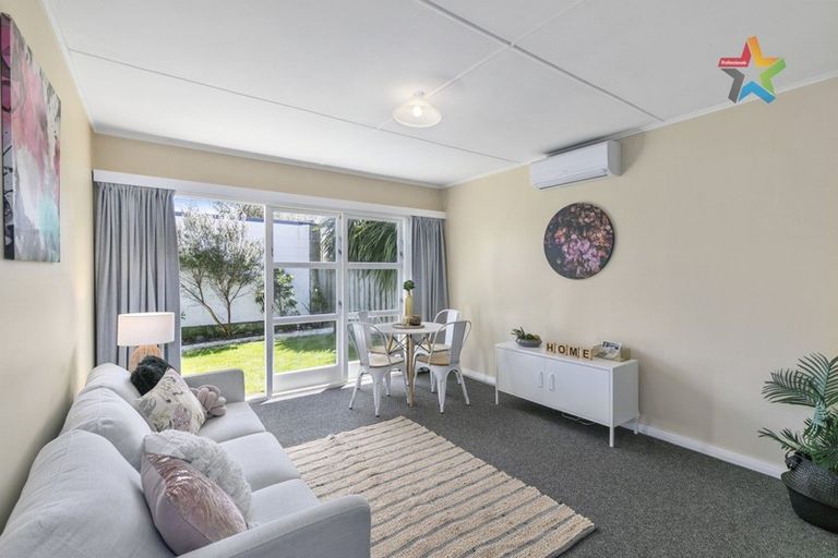 Photo of property in 1/1079 High Street, Taita, Lower Hutt, 5011