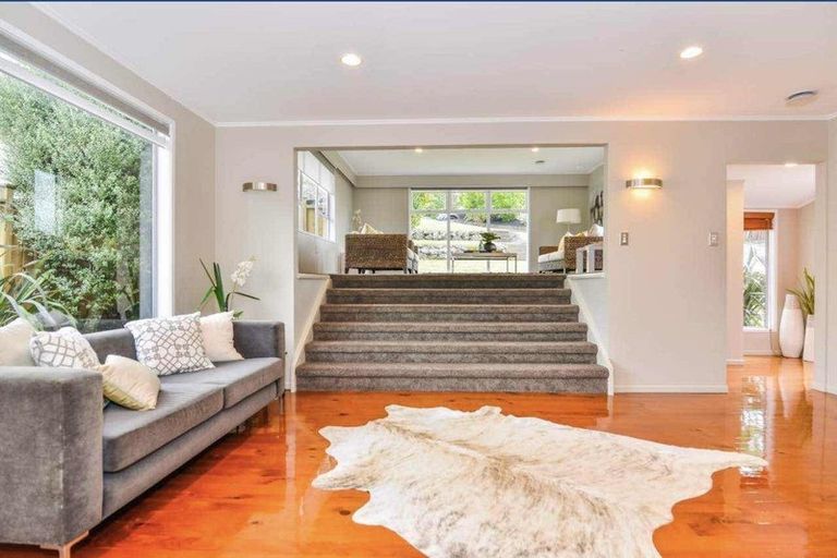 Photo of property in 36 Edgeworth Road, Glenfield, Auckland, 0629