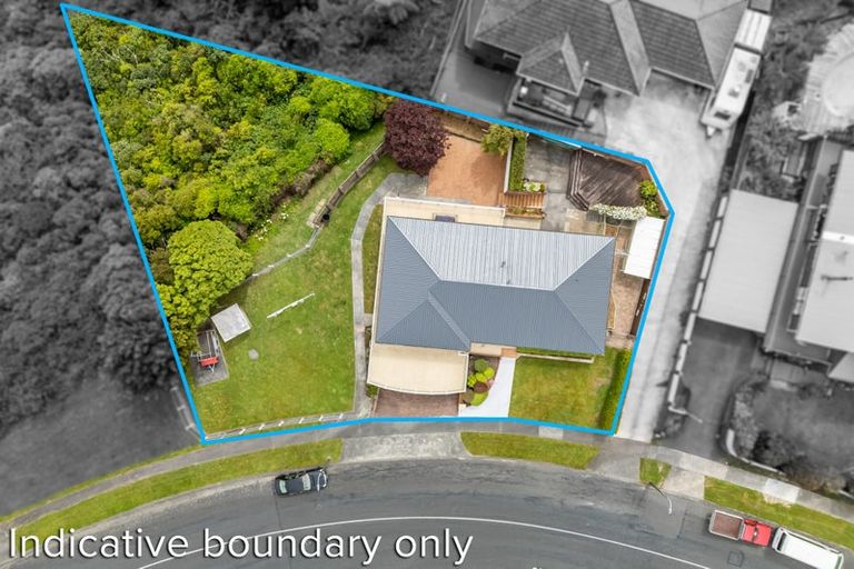 Photo of property in 7 King Charles Drive, Kingsley Heights, Upper Hutt, 5018