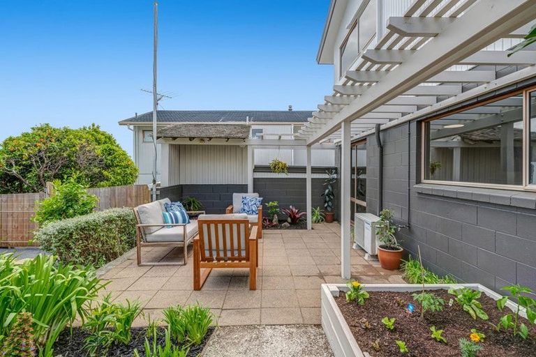 Photo of property in 1/9 Kowhai Road, Mairangi Bay, Auckland, 0630