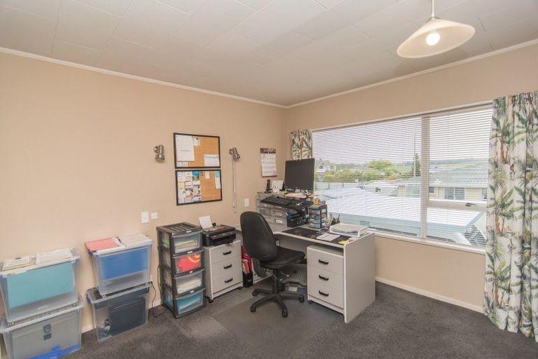 Photo of property in 207 Otipua Road, West End, Timaru, 7910