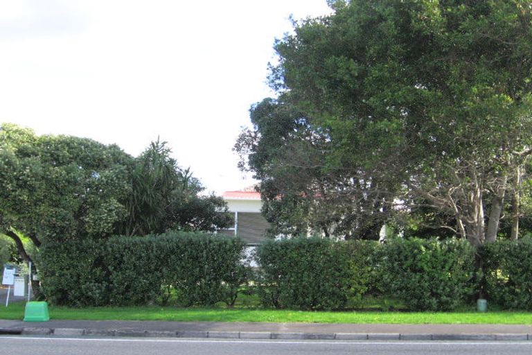 Photo of property in 1/145 Bucklands Road, Bucklands Beach, Auckland, 2012