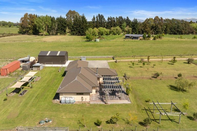 Photo of property in 11 Hodgsons Road, Loburn, Rangiora, 7472