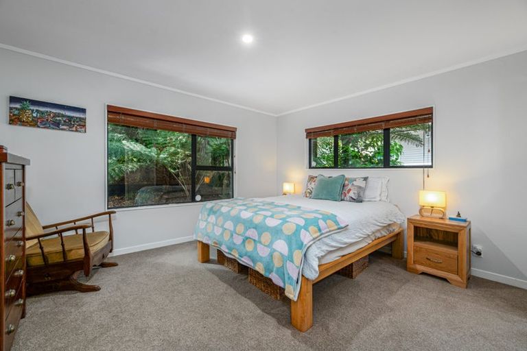 Photo of property in 22 Waima Crescent, Titirangi, Auckland, 0604