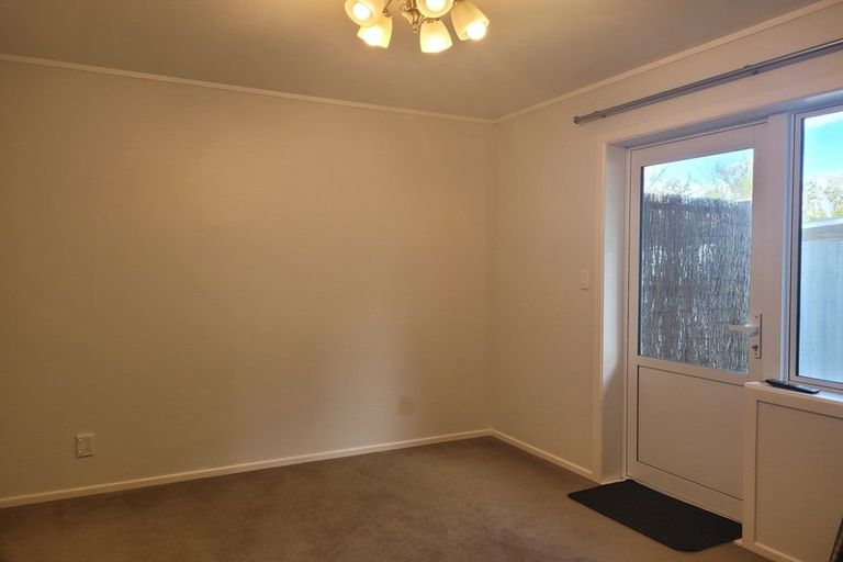 Photo of property in 89 Hall Street, Cambridge, 3434