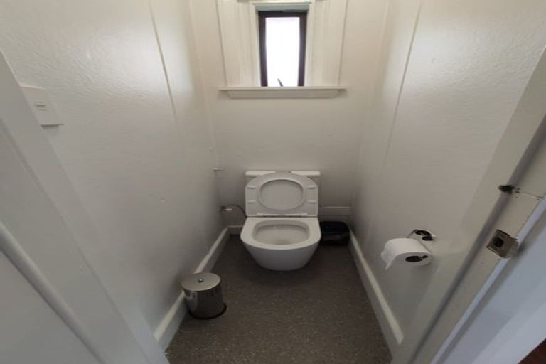 Photo of property in 2/15 Waimairi Road, Upper Riccarton, Christchurch, 8041