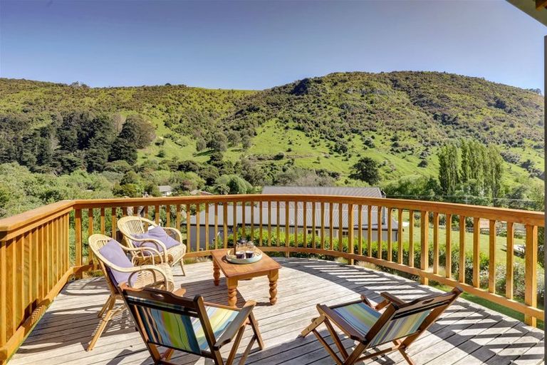 Photo of property in 66 Lukes Road, Little Akaloa, 7583