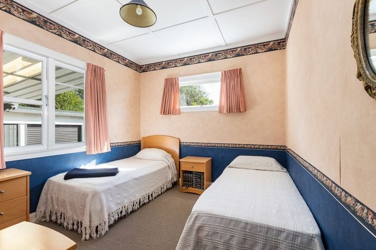 Photo of property in 16 Bellevue Avenue, Wellsford, 0900