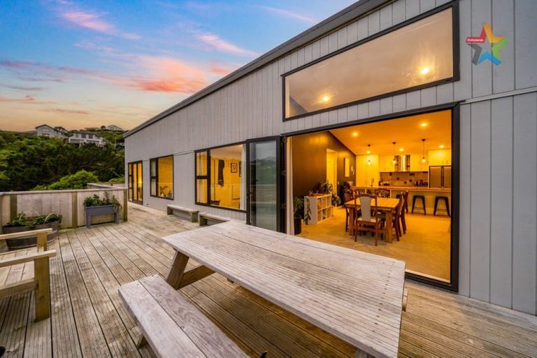 Photo of property in 9 Mulberry Street, Maungaraki, Lower Hutt, 5010