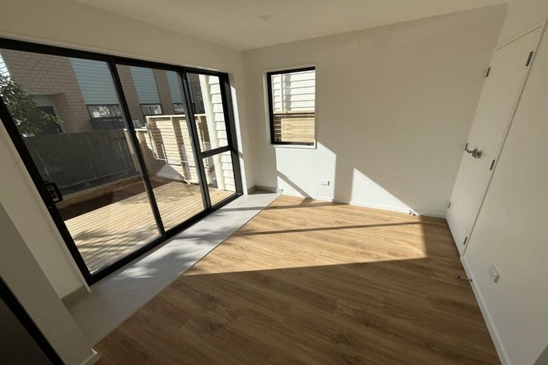 Photo of property in 5/25 Manse Road, Pahurehure, Papakura, 2113