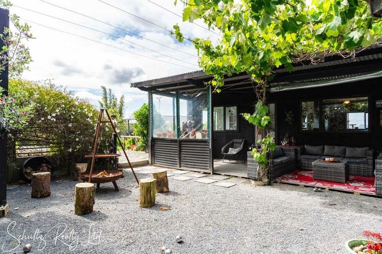 Photo of property in 227 Porter Road, Paparoa, 0571