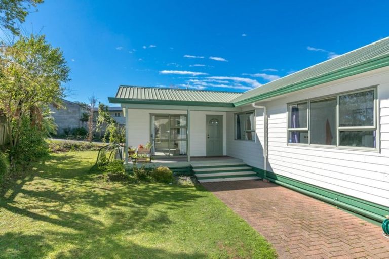 Photo of property in 69a Forest Lake Road, Forest Lake, Hamilton, 3200