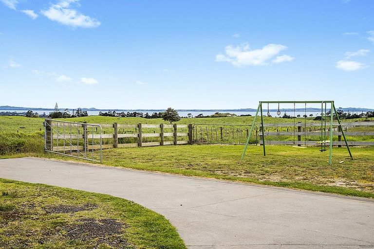 Photo of property in 48 Hatton Road, Awhitu, Waiuku, 2684