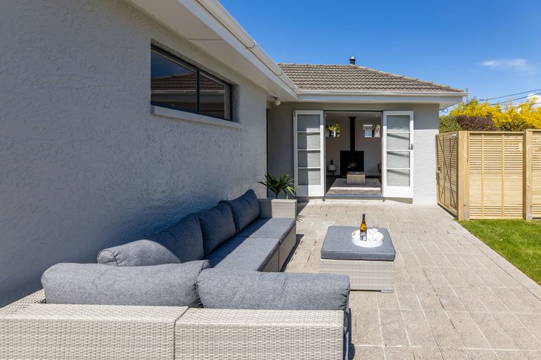 Photo of property in 1/44 Cutts Road, Russley, Christchurch, 8042