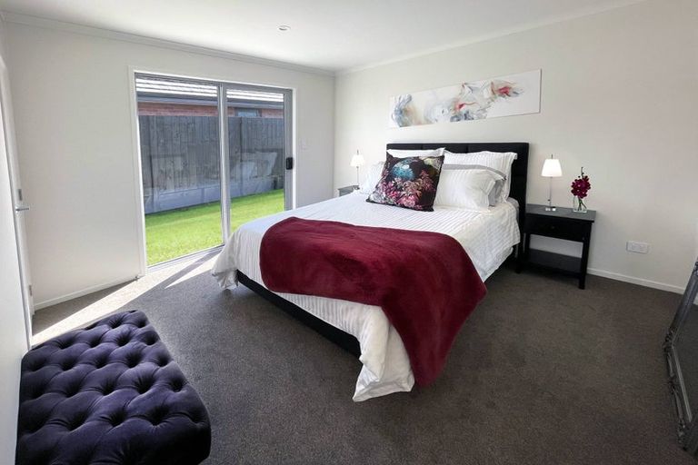 Photo of property in 22 Ranfurly Road, Papatoetoe, Auckland, 2104