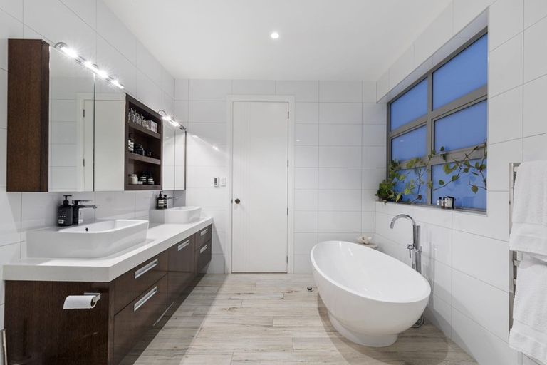 Photo of property in 114 Mangatawhiri Road, Omaha, Warkworth, 0986