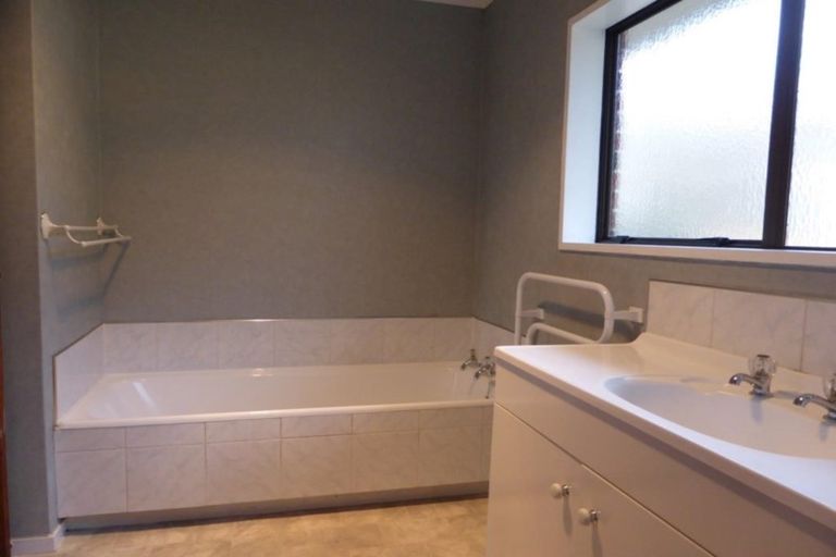 Photo of property in 49 Heron Avenue East, Matua, Tauranga, 3110