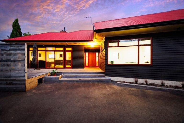 Photo of property in 230 Victoria Avenue, Hokowhitu, Palmerston North, 4410