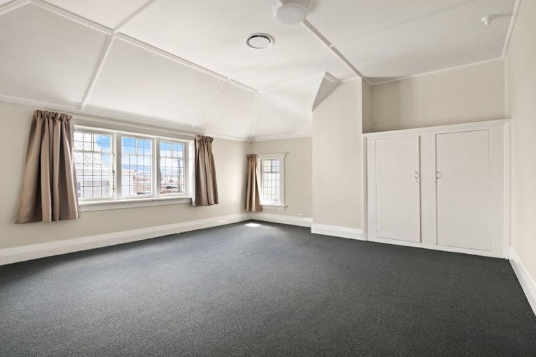 Photo of property in 71 Prince Albert Road, Saint Kilda, Dunedin, 9012