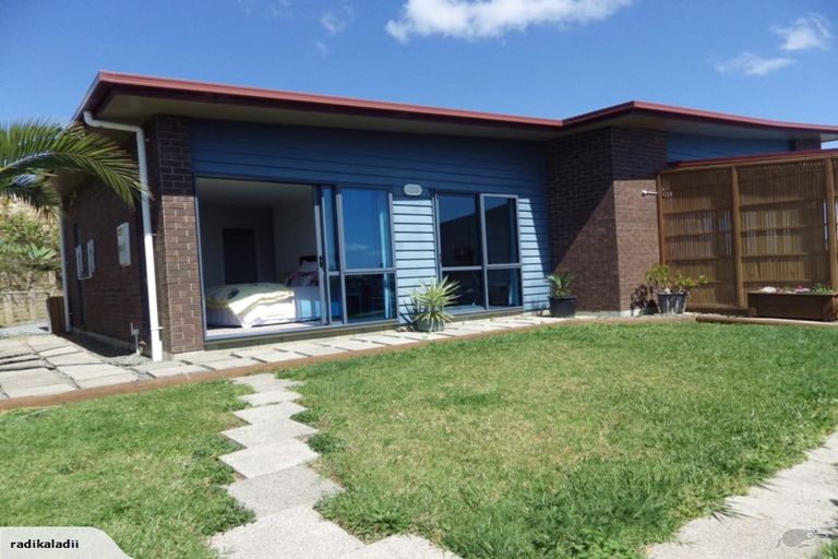 Photo of property in 2 Christine Drive, Coopers Beach, 0420