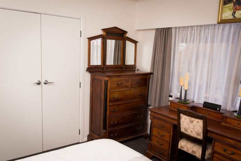 Photo of property in 35 Carluke Street, Paparangi, Wellington, 6037