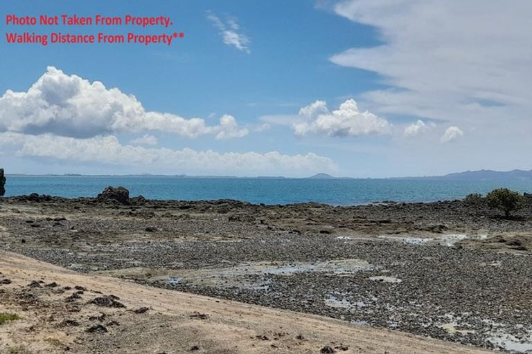 Photo of property in 31 Powells Road, Cable Bay, 0420