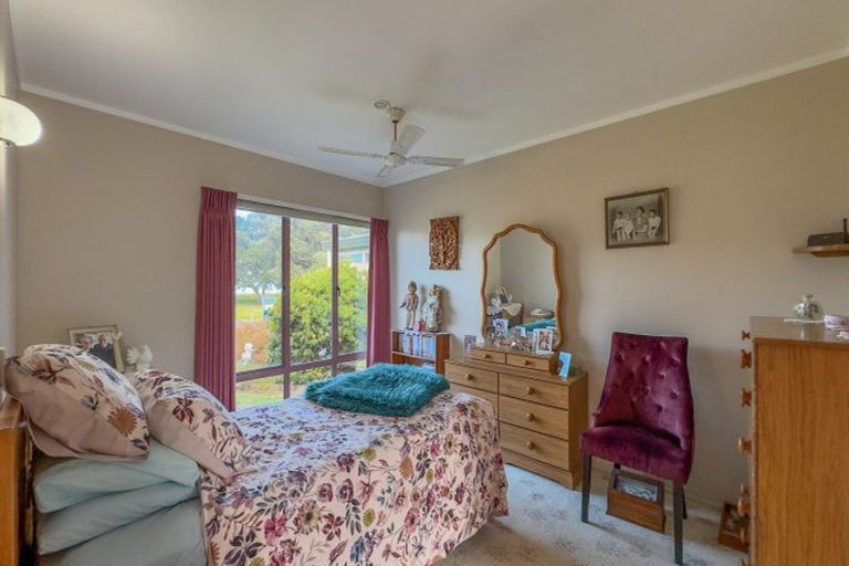 Photo of property in 6 Seaview Avenue, Te Puru, Thames, 3575