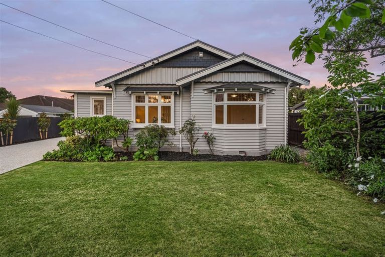 Photo of property in 8 Scotston Avenue, St Albans, Christchurch, 8052