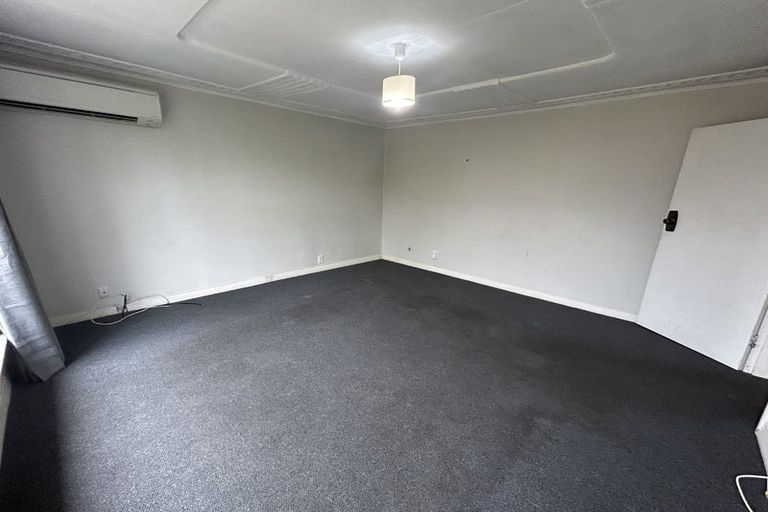 Photo of property in 124 Centennial Avenue, Helensburgh, Dunedin, 9010