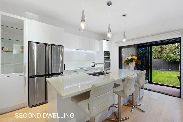 Photo of property in 4 Milford Park Place, Milford, Auckland, 0620