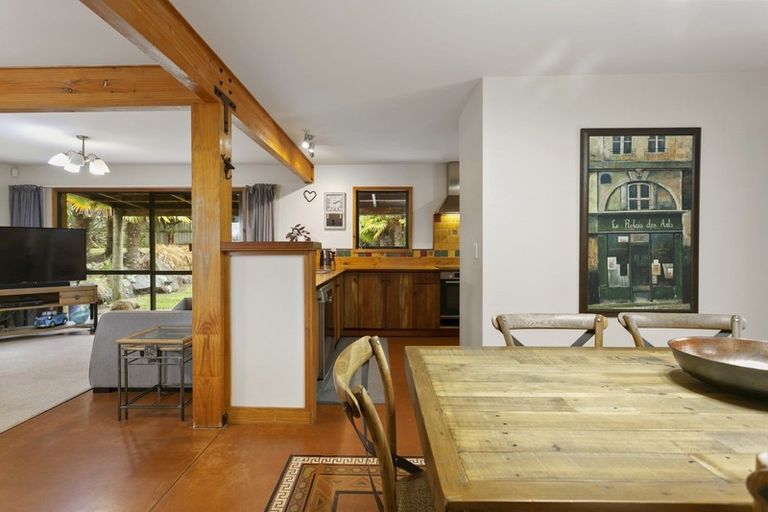 Photo of property in 6 Astelia Way, Waipahihi, Taupo, 3330