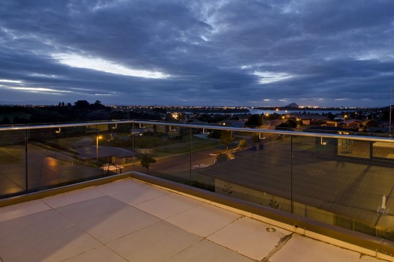 Photo of property in 18 Galaxy Place, Welcome Bay, Tauranga, 3112