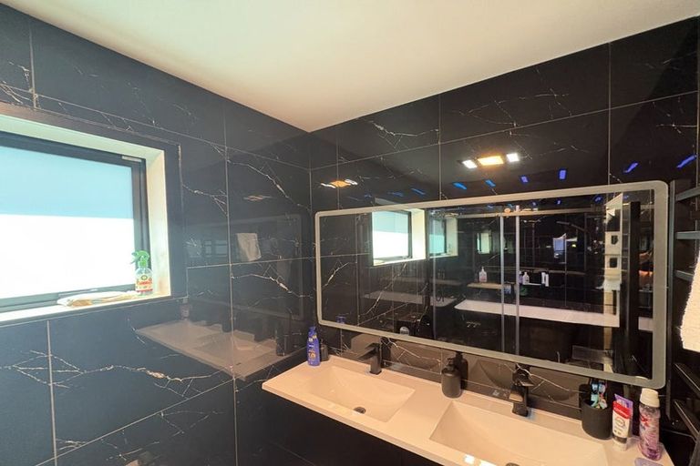 Photo of property in 48 Landing Road, Whakatane, 3120