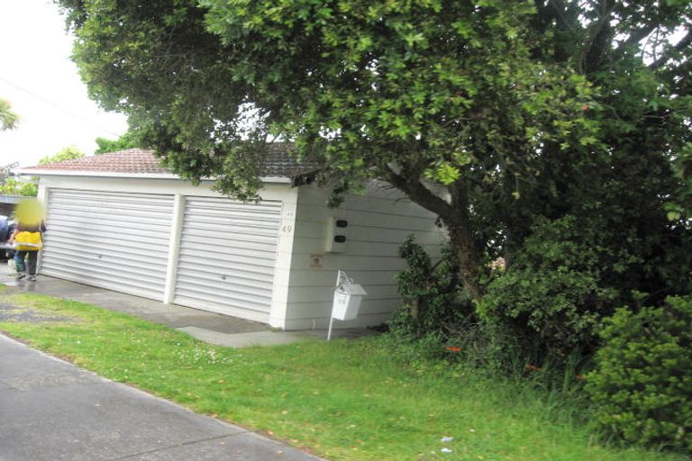 Photo of property in 4/49 Sunset Road, Totara Vale, Auckland, 0632