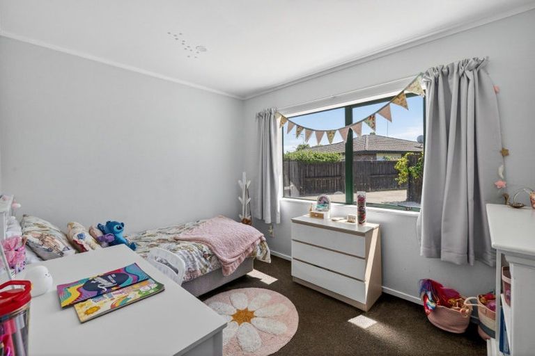 Photo of property in 15 Romana Crescent, Papamoa Beach, Papamoa, 3118