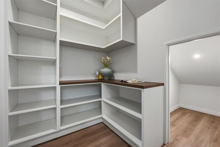 Photo of property in 240 Park Estate Road, Rosehill, Papakura, 2113