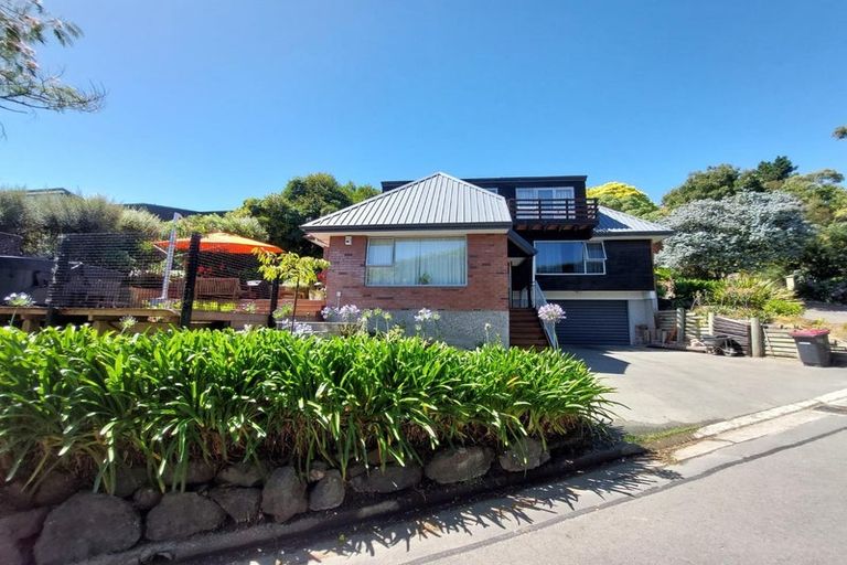 Photo of property in 3a Cambrian Close, Westmorland, Christchurch, 8025