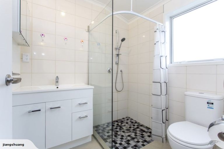 Photo of property in 58c Don Buck Road, Massey, Auckland, 0614