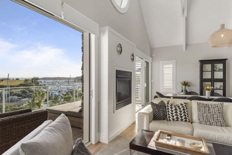 Photo of property in 88 Voyager Drive, Gulf Harbour, Whangaparaoa, 0930