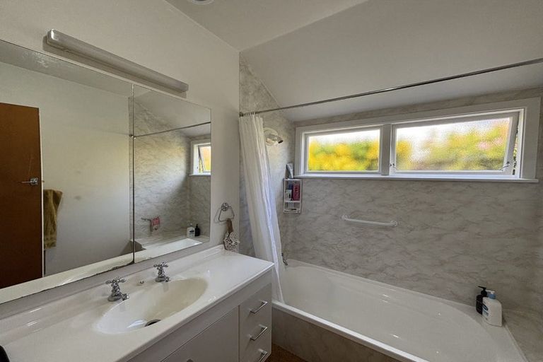 Photo of property in 31 Springbank Street, Bryndwr, Christchurch, 8053