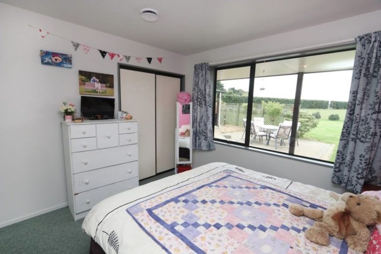 Photo of property in 18 Thews Road, Tinwald, Ashburton, 7778