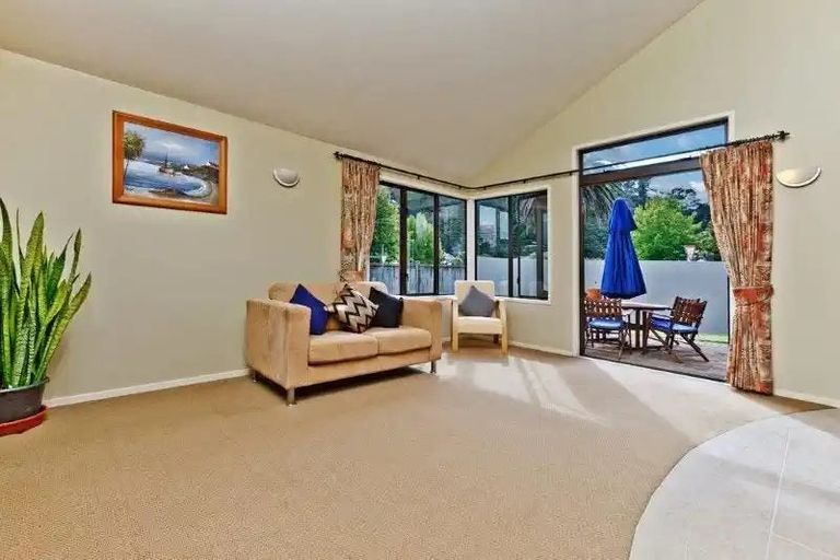 Photo of property in 16 Clemow's Lane, Albany, Auckland, 0632