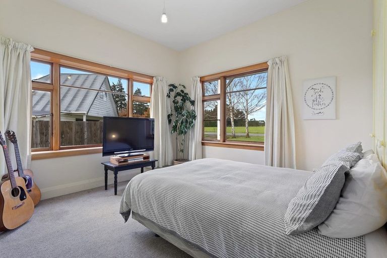 Photo of property in 23 Harewood Road, Oxford, 7430